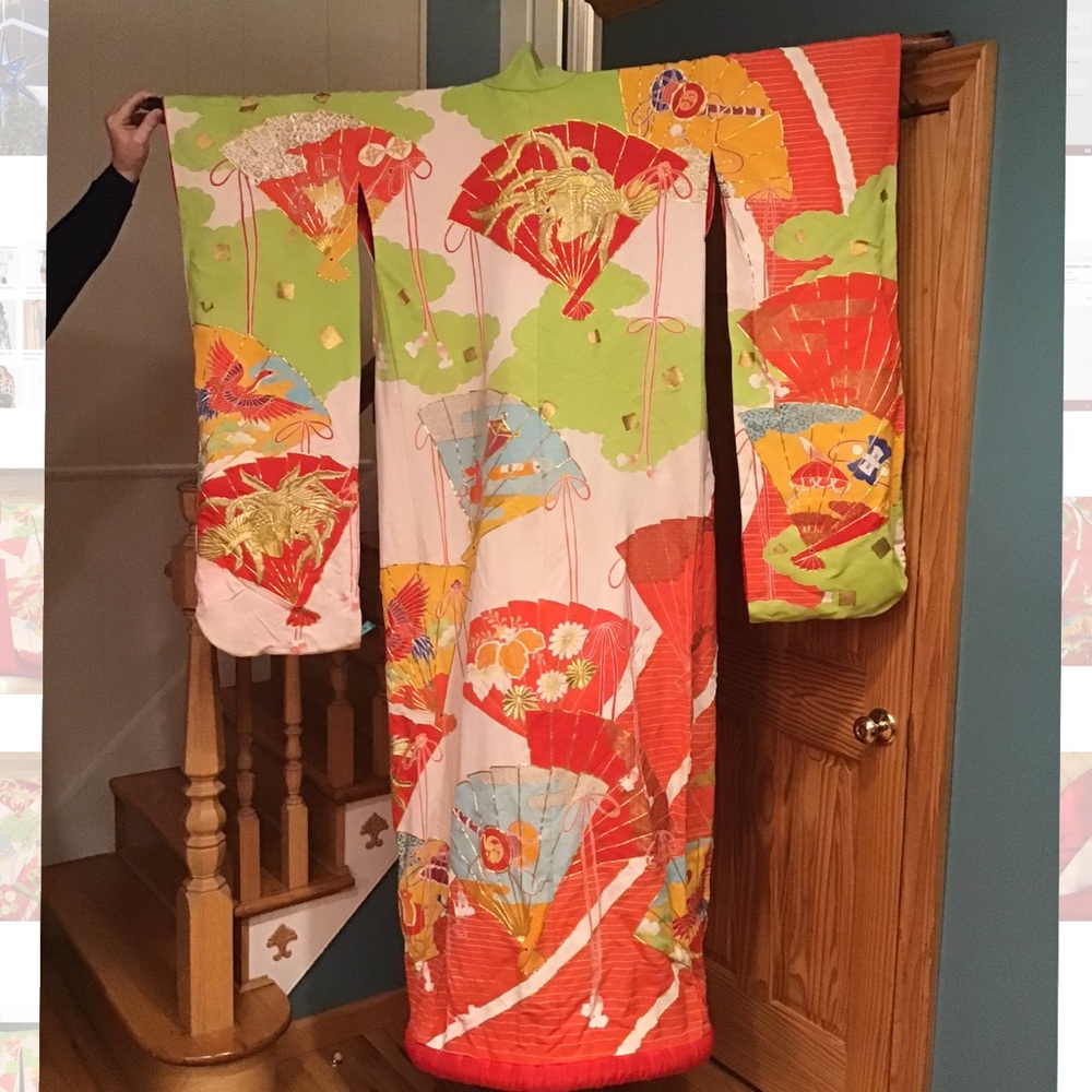 VINTAGE KIMONO CEREMONIAL THICK TAFFETA -WEIGHTED AT BASE